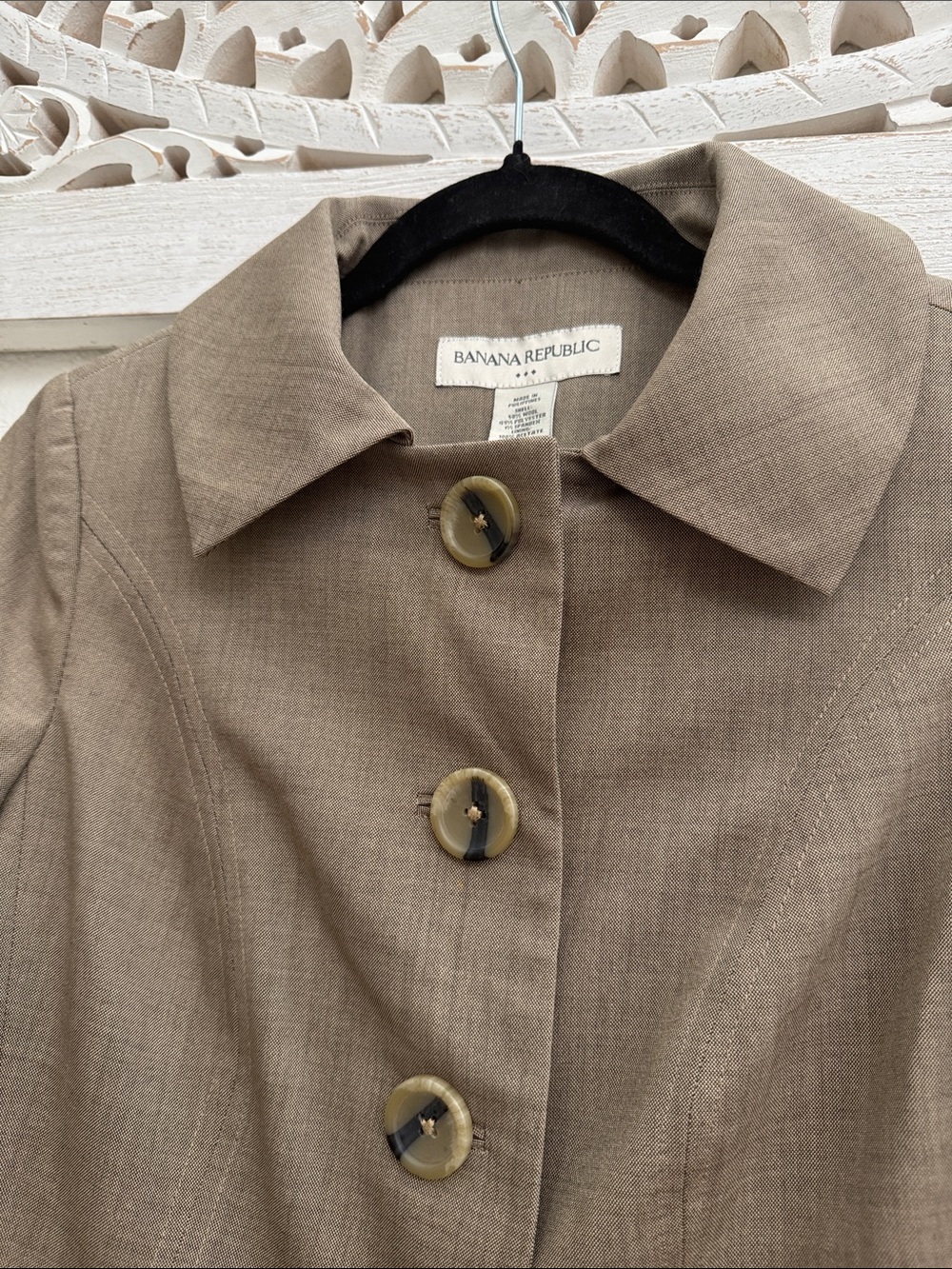 Banana Republic Brown Cropped Blazer - Picture 2 of 3